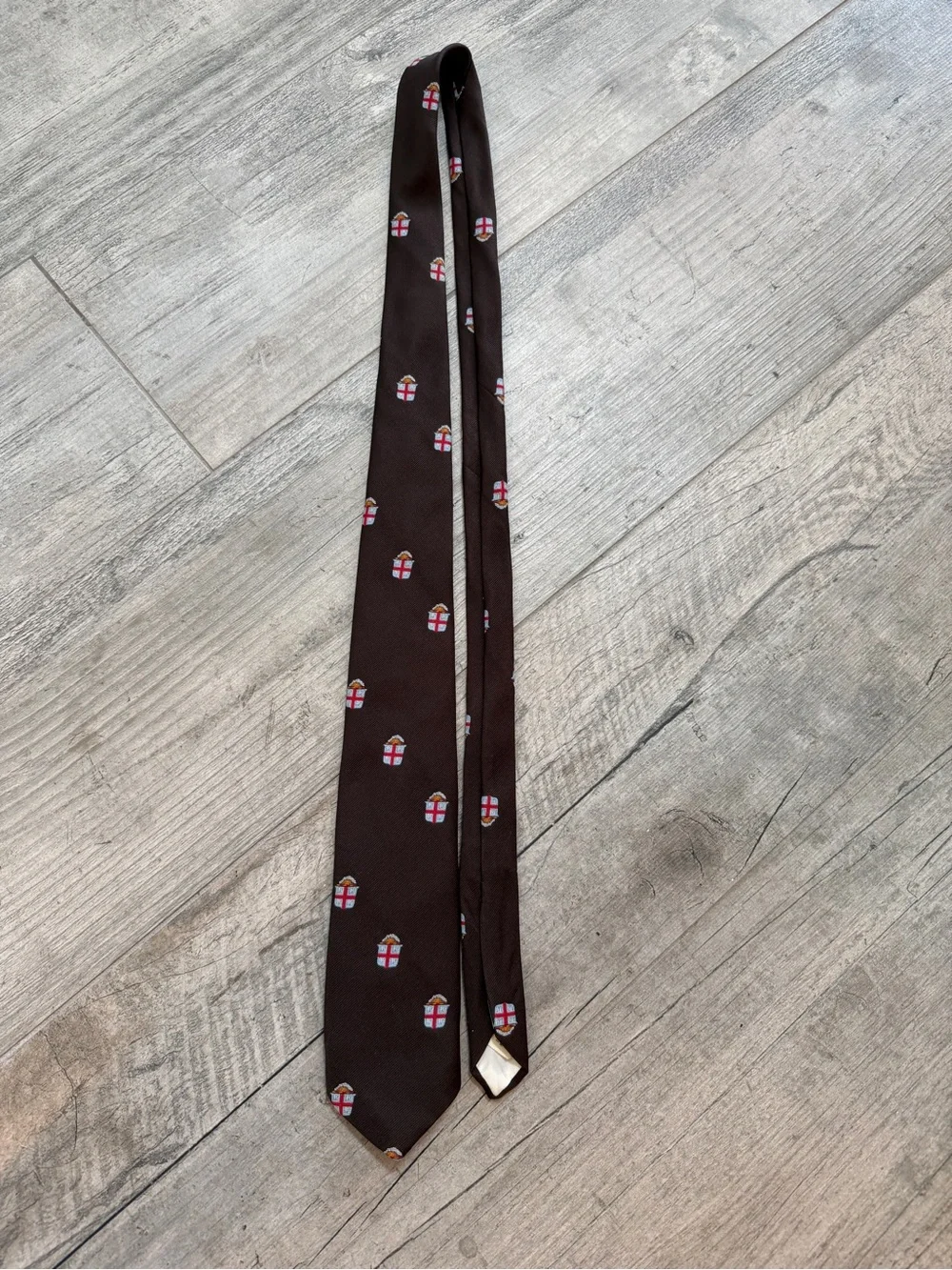 Brown University Vintage Classic Tie w/ Crest Motif